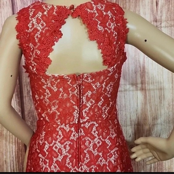 Mi Ami Elegant Red Lace Dress size small - Picture 6 of 6